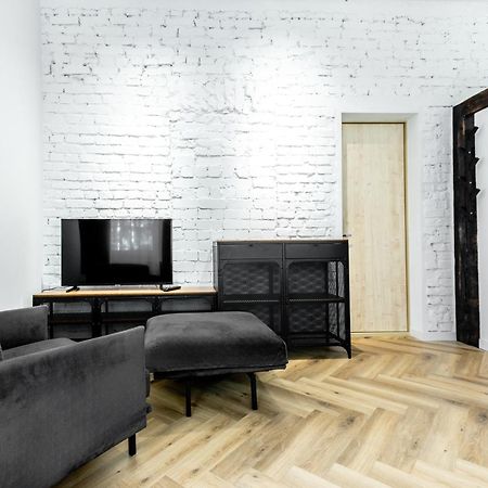 Old Brick Boutique Apartments Klaipeda Exterior photo